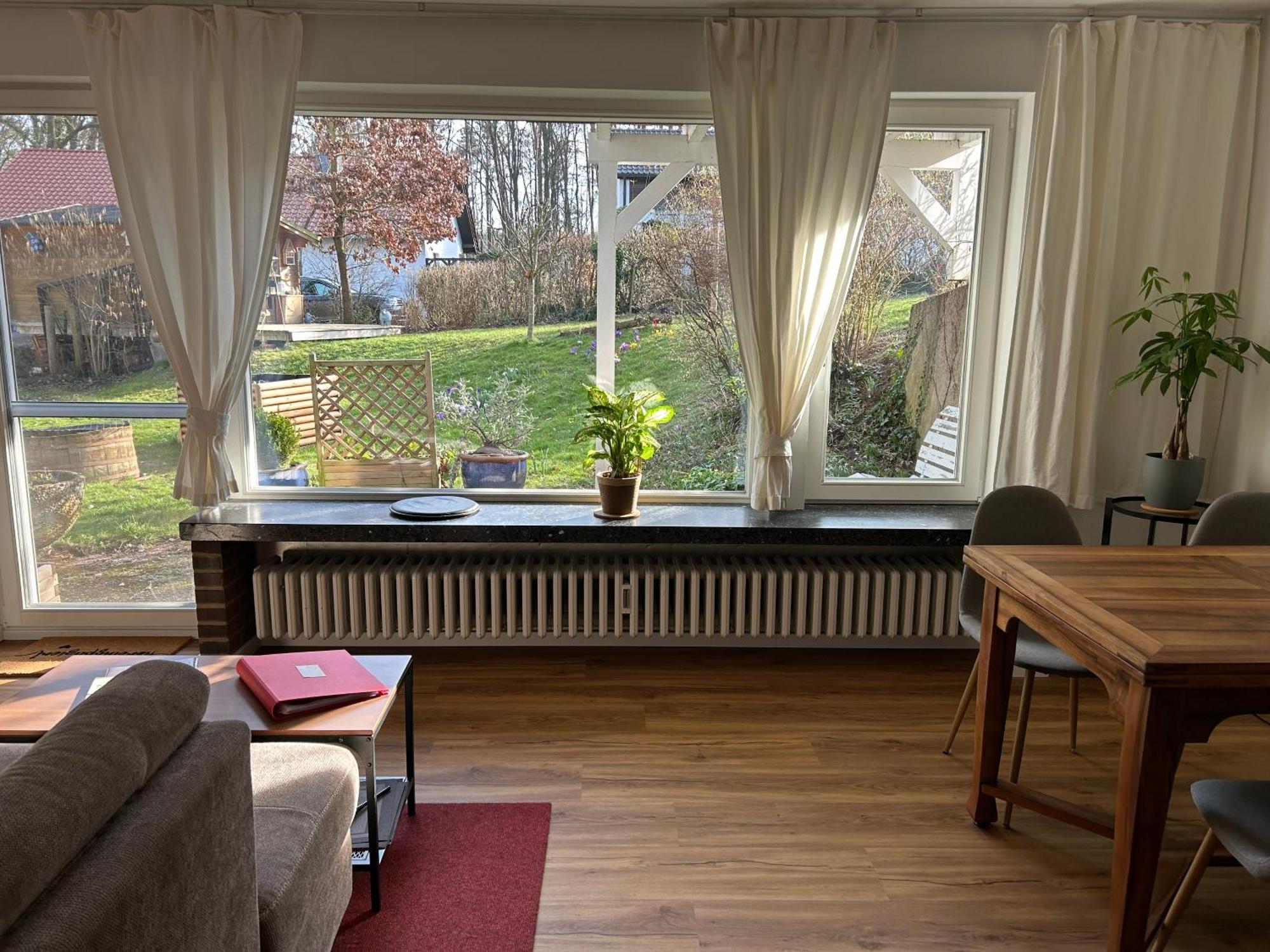 Ruhige Ferienwohnung „Suedhang“ Direkt Am Wald Bad Arolsen Luaran gambar
